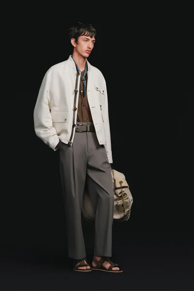 Look 25